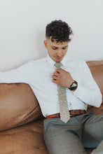 Load image into Gallery viewer, Calla Lily - EMBR