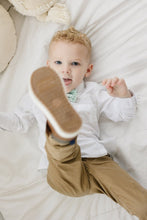 Load image into Gallery viewer, Feelin Lucky Bow Tie (Pre-Tied) - EMBR