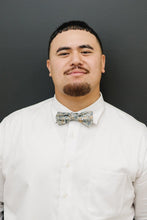 Load image into Gallery viewer, Sunny Meadow Bow Tie (Pre-Tied) - EMBR
