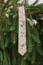 Load image into Gallery viewer, Baby&#39;s Breath - EMBR
