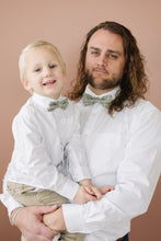 Load image into Gallery viewer, Calla Lily Bow Tie (Pre-Tied) - EMBR
