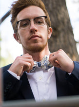 Load image into Gallery viewer, Frisco Bow Tie - EMBR
