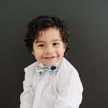 Load image into Gallery viewer, Frisco Bow Tie (Pre-Tied) - EMBR
