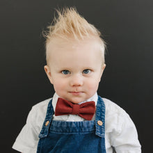 Load image into Gallery viewer, Rust Bow Tie (Pre-Tied) - EMBR
