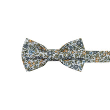 Load image into Gallery viewer, Sunny Meadow Bow Tie (Pre-Tied) - EMBR
