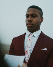 Load image into Gallery viewer, White Floral Pocket Square - EMBR
