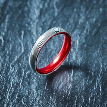 Load image into Gallery viewer, 4mm Wood Grain Demascus Ring - Resilient Red
